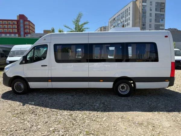 Иномарки Mercedes Sprinter и Iveco Daily (16-20 мест)